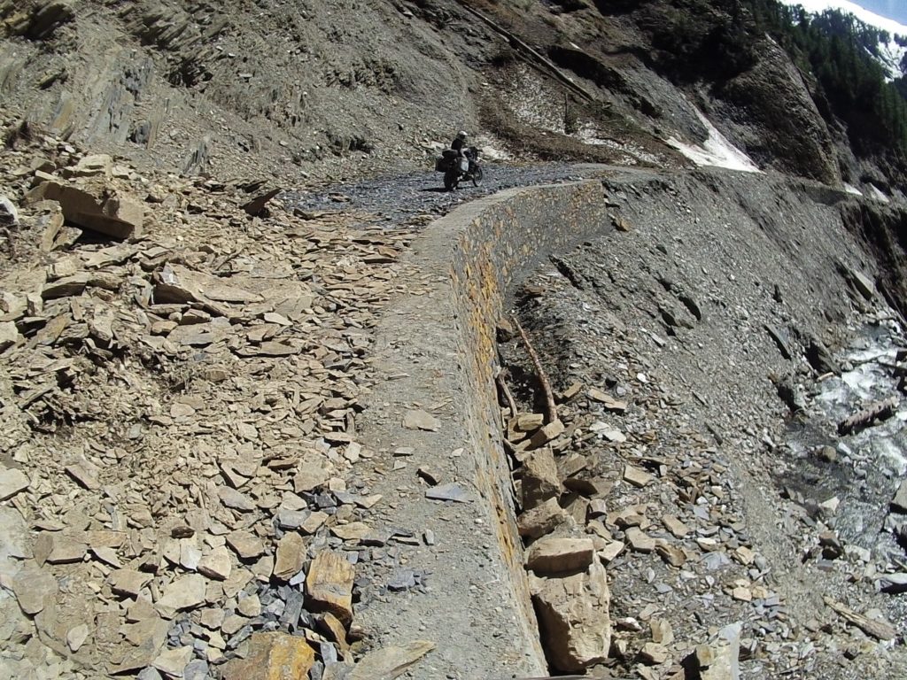 narrow ledge huh!